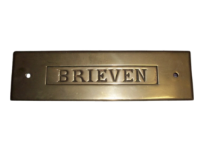 hoe groot mag een brievenbuspakket zijn?